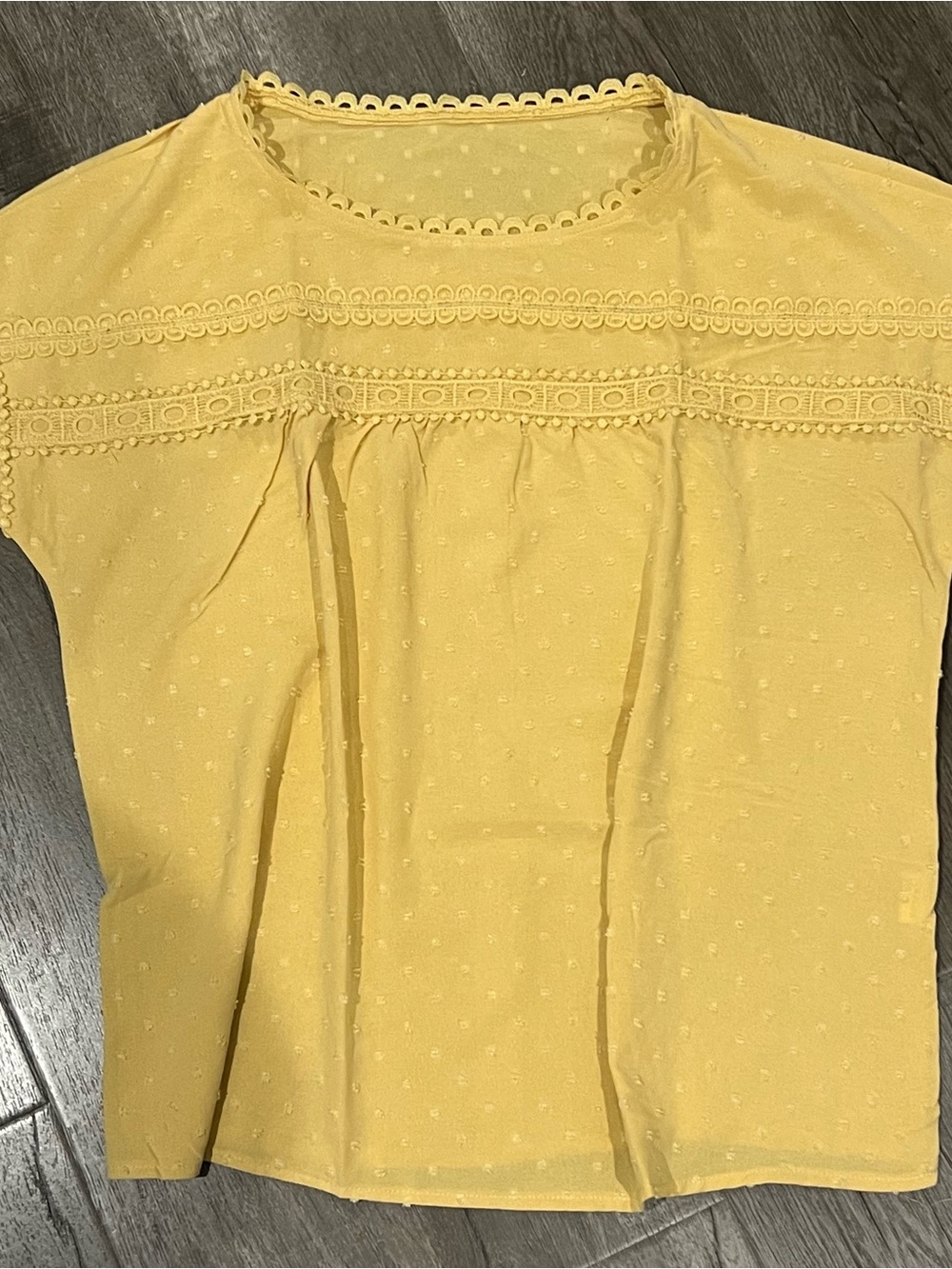 Yellow Lace-Trim Short Sleeve Blouse
